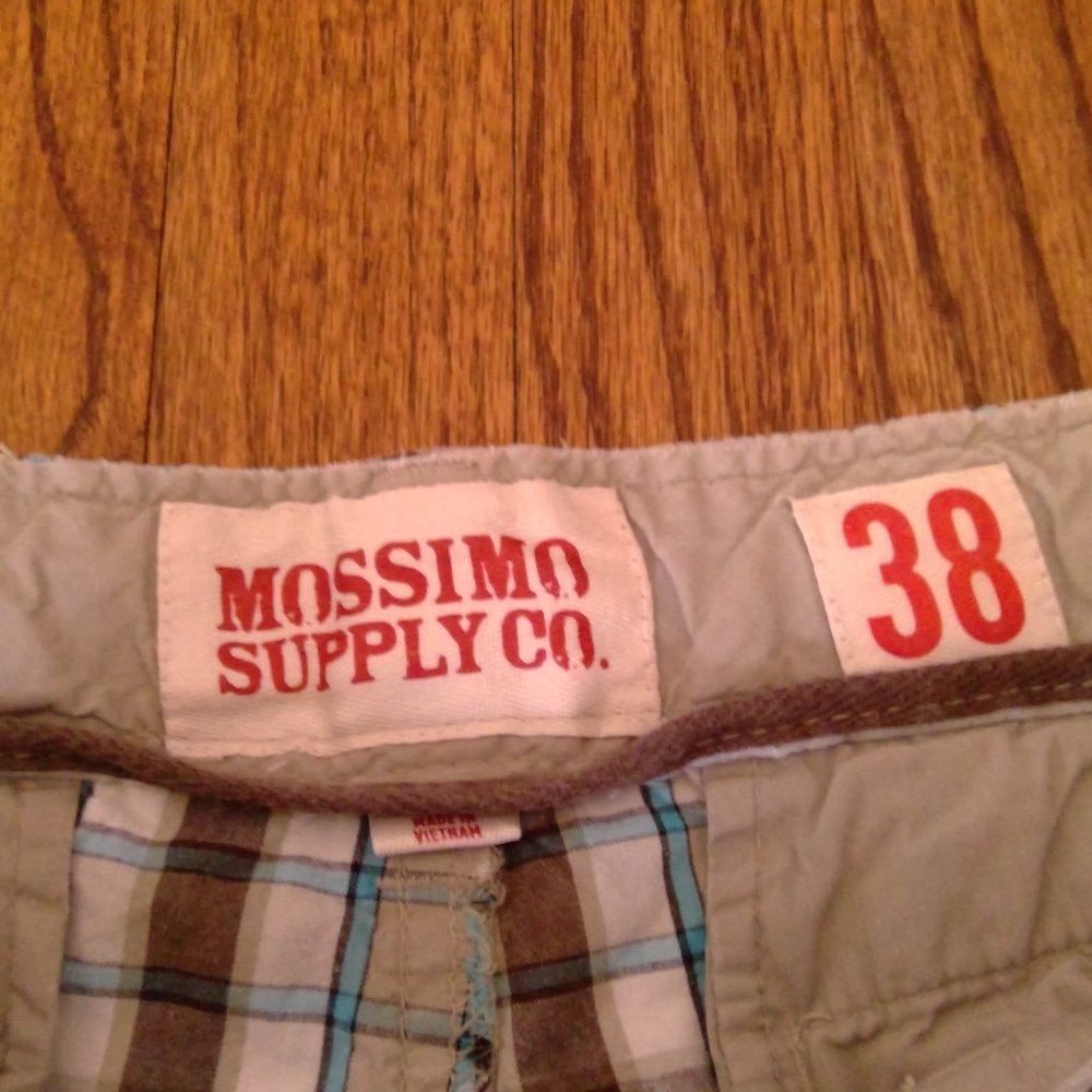 Mossimo Plaid Shorts - Picture 4 of 6